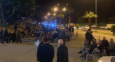 Adana'nın Kozan ilçesinde 5 büyüklüğünde deprem! Bakan Yerlikaya ve Yılmaz'dan açıklama