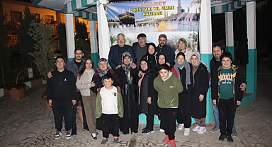 Kumluca'da Umre yolcuları dualarla uğurlandı