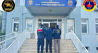 Antalya'da JASAT son 3 günde 209 aranan şahıs yakaladı