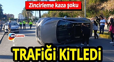 Antalya Caddesi kâbusa döndü! Yan yatan otomobil trafiği kilitlendi