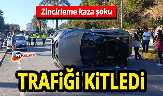 Antalya Caddesi kâbusa döndü! Yan yatan otomobil trafiği kilitlendi