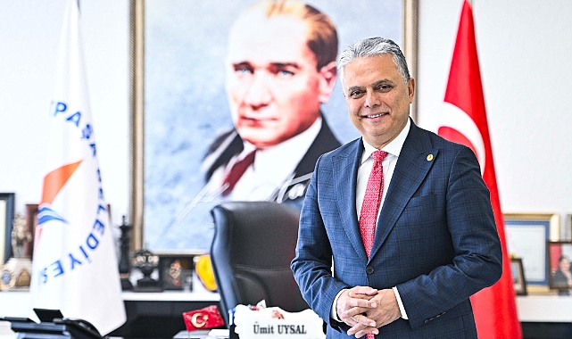 Başkan Uysal'dan güçlü cumhuriyet mesajı! 'Yeniden doğuşu simgeliyor, geleceği aydınlatacak!'