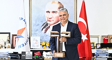 Muratpaşa'nın kalbi Kaleiçi'ne dev ödül! Tarihi Evler Projesiyle turizmde çığır açtı!
