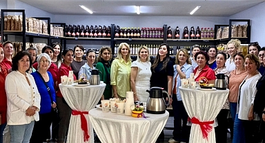 Antalya'da kadın eli değen ekonomi büyüyor! Kooperatif sayısı 41'e ulaştı, raflar el emeğiyle doldu