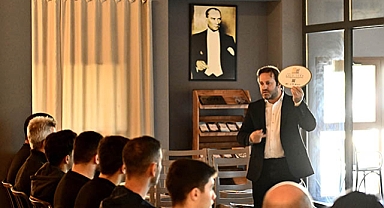 Antalya’da Muratpaşa Belediyesi’nden gıda güvenliği ve hijyen eğitimi