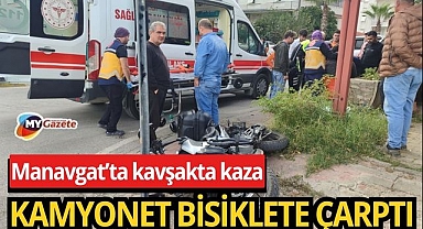 Manavgat’ta kamyonet motorlu bisiklete çarptı