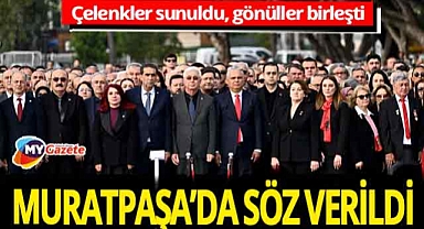Muratpaşa Atatürk Kent Meydanı'nda duygusallık zirvesi! Ata'nın emanetine sahip çıkma sözü verildi