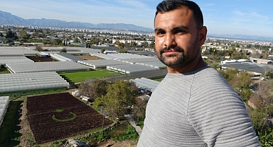 Antalya’da marullarla Türk Bayrağı figürü! 'Vatan sevgimizi toprağa işledik'