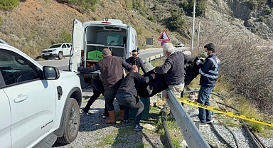 Antalya'da karayolu kenarında kadın cesedi bulundu