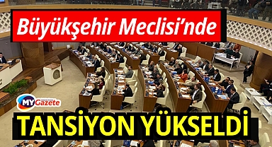 Antalya Büyükşehir Meclisi’nde Tansiyon Yükseldi!  Kocagöz ile Özdemir karşı karşıya geldi, 
