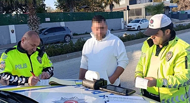 Antalya'da ehliyetine el konulan sürücü üçüncü kez alkollü yakalandı rekor ceza yedi.