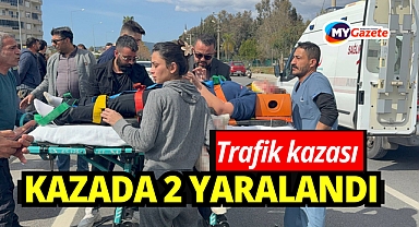 Motosiklet hafif ticari araçla çarpıştı: 2 yaralı