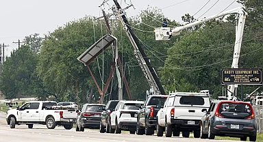 ABD’de şiddetli hava felaketi: Hortum ve fırtına can aldı