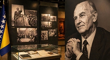 Aliya İzzetbegoviç’in 100. yılına özel sergi ziyaretçilere kapılarını açtı