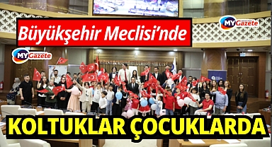 Antalya Büyükşehir Meclisi’nde koltuklar çocuklarda