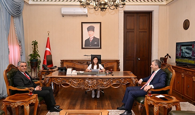 Antalya’da 23 Nisan’da sembolik devir teslim: Minik Vali makamda