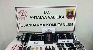 Antalya'da okul çevrelerinde tehlikeli satışa jandarma müdahalesi