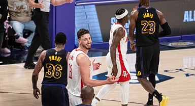 Rockets, Alperen'in 'double double'ına rağmen Lakers'a kaybetti