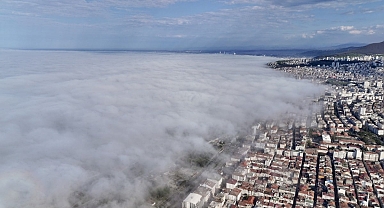 Samsun’da “sis denizi” büyüledi: Kent kartpostallık görüntülere sahne oldu