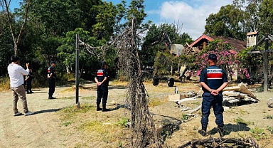 Antalya Kemer’de kaçak yapılara geçit yok! Ruhsatsız bungalovlar yıkıldı