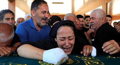 Bir mezarda iki acı! Baba ve 9 aylık oğlu yan yana defnedildi