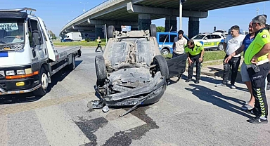 Manavgat’ta mucize kurtuluş! Takla atan araçtan sağ çıktı!! 