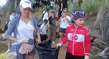 Tuğba Özay Manavgat’ta pedal çevirdi! Çevre için dikkat çeken mesaj
