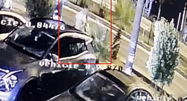 Antalya Alanya'da otel önünden motosiklet çalındı! Hırsızlık anı kameraya yansıdı