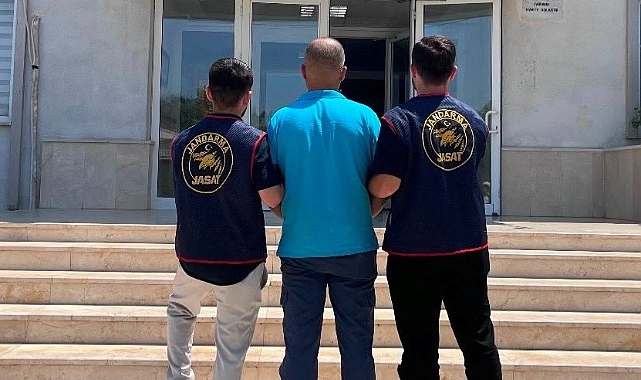 Antalya'da JASAT operasyonu! Son 72 saatte 202 aranan şahıs yakalandı