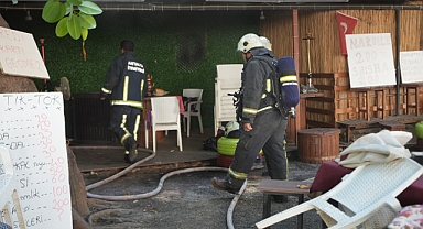 Antalya'da şoke eden olay! Zabıtanın yer işgali uyarısına kızdı, dükkanını ateşe verdi