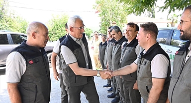 Antalya'da yangın sezonu alarmı! Orman Genel Müdürü Bekir Karacabey Serik'te sahaya indi!