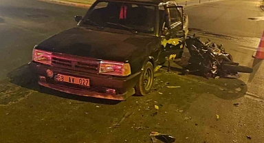 Antalya Manavgat’ta kavşakta korkutan çarpışma! 2 kişi hastaneye kaldırıldı