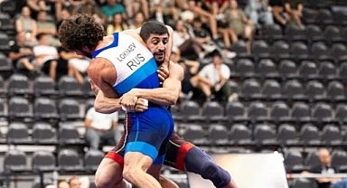 Kerem Kamal'dan Macaristan'da gümüş madalya! Milli güreşçi kürsüde yerini aldı