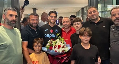 Trabzonspor'dan transfer bombası! Aral Şimşir Trabzon'a geldi!