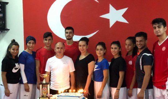 15 Temmuz Demokrasi Şehitleri Kulüpler Türkiye Şampiyonası'ndan 3 kupa