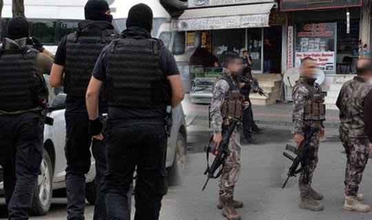 2 polisi bıçaklayıp kaçmaya çalıştı