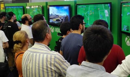 Agorix Xbox One Turnuvası finalistleri ödüllerini aldı