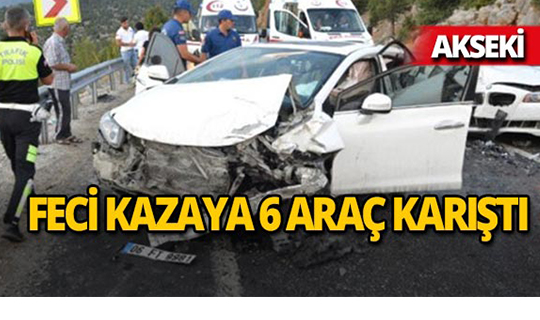 Akseki'de zincirleme kaza : Çok sayıda yaralı var