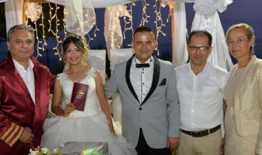 Antalya'da Engelsiz Kafe'de 'Evet' dediler