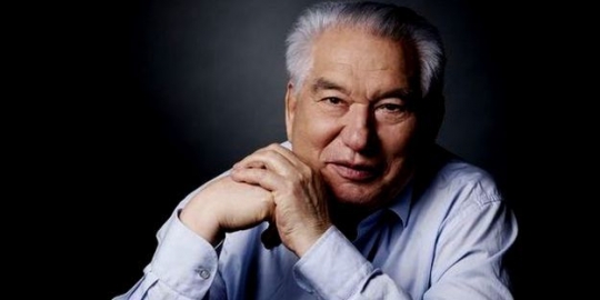 Antalya'da Kırgızistan’ın Bağımsızlık Günü ve Cengiz Aytmatov’u anma töreni düzenlenecek