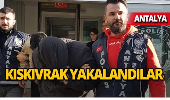 Antalya'da spor salonlarını mesken tuttular!