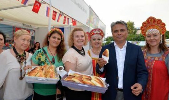 Antalya'da Yöreler Renkler Festivali başlıyor