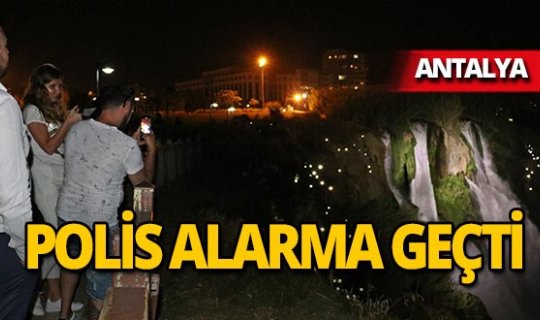 Antalya Düden Şelalesi'nde polisi alarma geçiren olay!