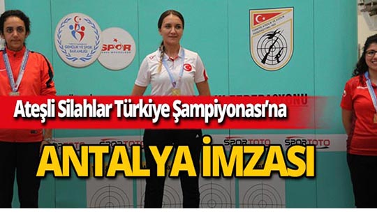 Antalya Emniyet Müdürü Ulucan'dan Antalyalı sporcuya ödül
