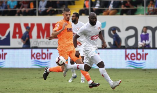 Antalyaspor, Aytemiz Alanyaspor'u 1-0 yendi