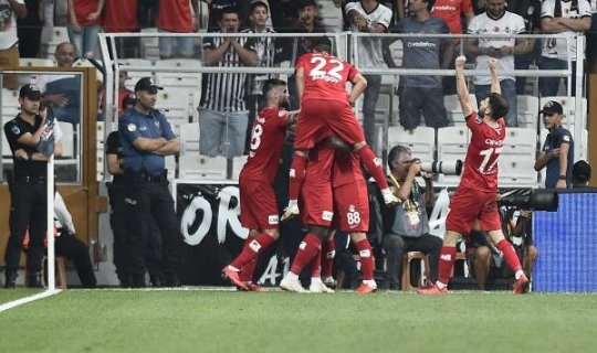 Antalyaspor Beşiktaş'ı sahasında mağlup etti