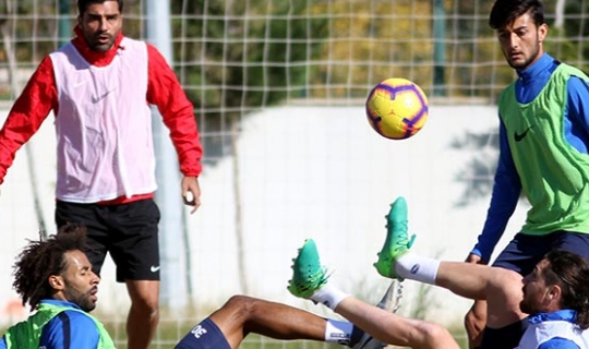 Antalyaspor'da hazırlıklar devam ediyor