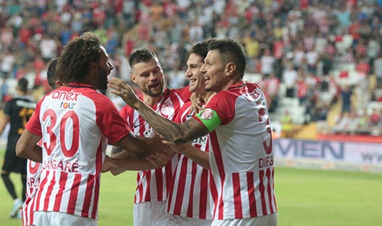 Antalyaspor işi çok sıkı tutuyor