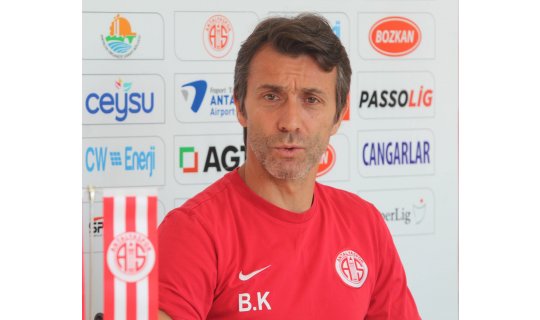 Antalyaspor Teknik Direktörü Bülent Korkmaz'dan önemli açıklamalar