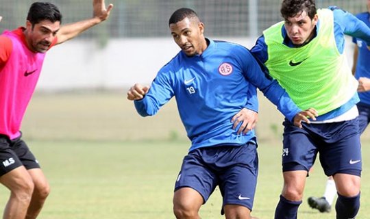 Antalyaspor, Trabzonspor maçı hazırlıklarına başladı